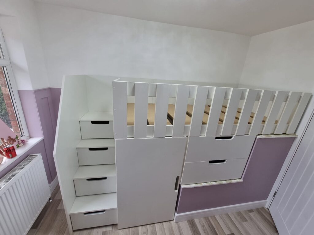 Staircase bunk bed