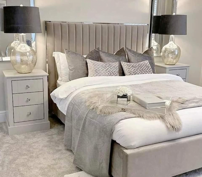 Silver Strip Sophia Bed